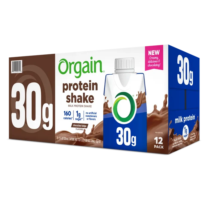 angle of 30g protein shake chocolate fudge flavor
