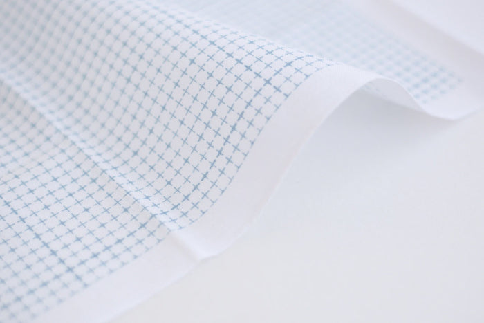 Daruma - Grid Pattern Cotton Sashiko Fukin Sampler Cloth - White