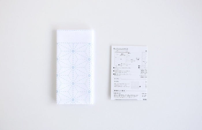 Daruma - Kakuju-Tsunagi Connected Right Angles Cotton Sashiko Fukin Sampler Cloth - Blue or White