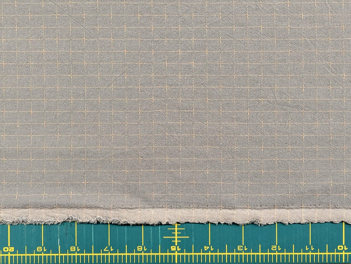 Japanese yarn dyed gridded stitches cotton fabric 4547-352 pale blue