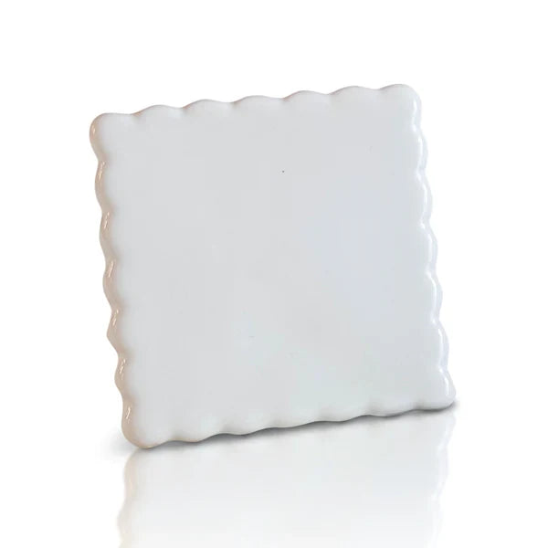 Nora Fleming Mini-Simple scallop