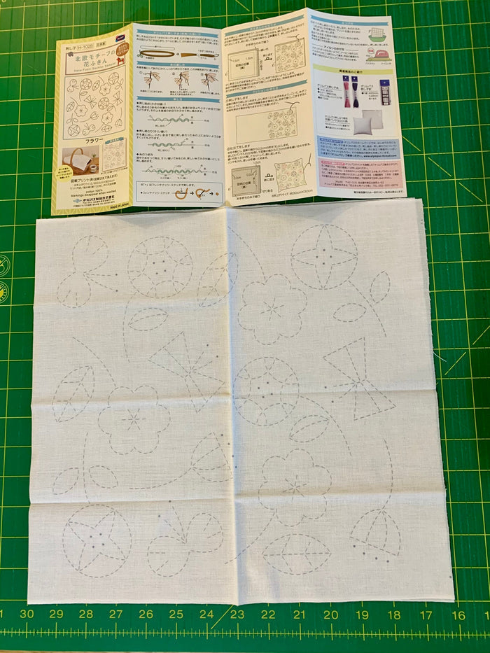 Olympus Hana Fukin #1028 Flower Japanese sashiko sampler White cotton
