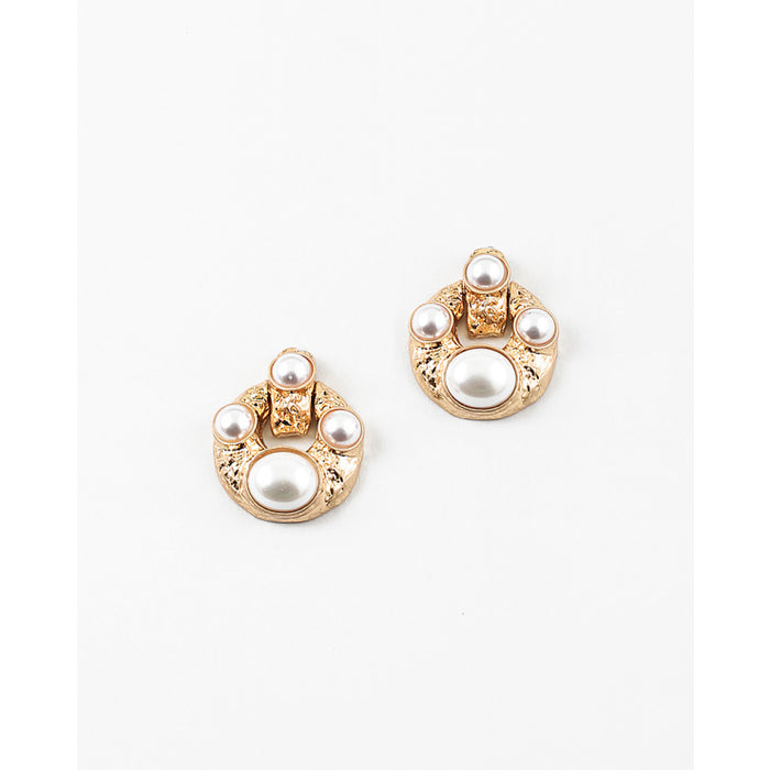 Pearl Cluster Hammered Gold Earrings