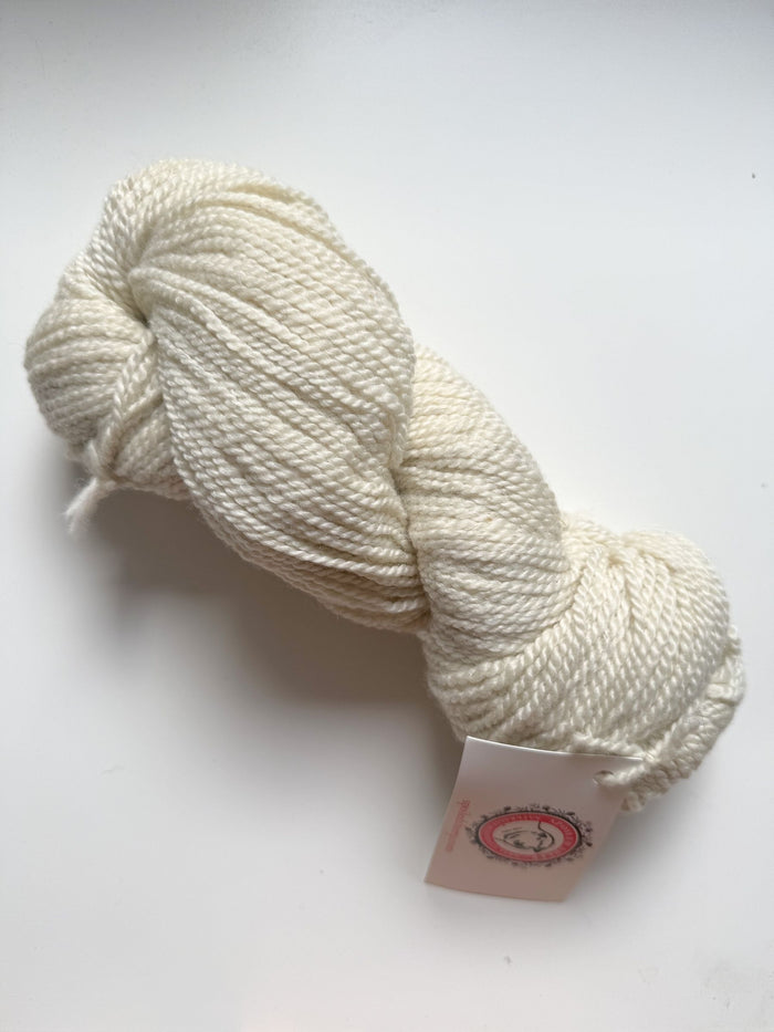 Spoiled Sheep - Wensleydale/Rambouillet Wool Yarn 200yd - Natalie #19 Natural White